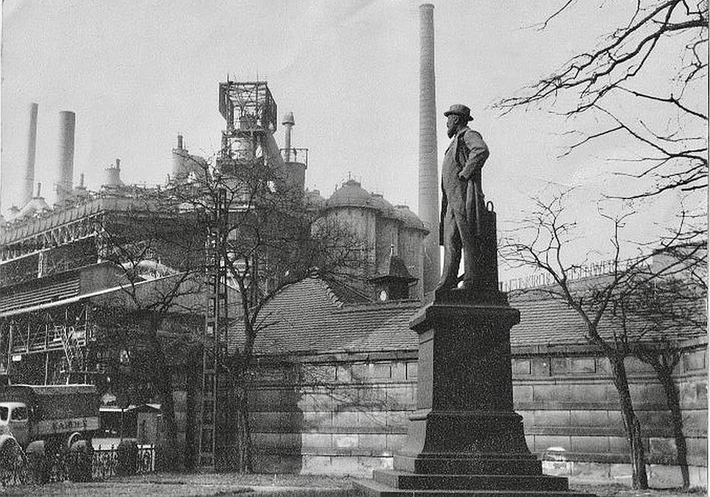 Carl Ferdinand Denkmal mit Eisenwerk1959 Carl Ferdinand Denkmal mit Eisenwerk1959